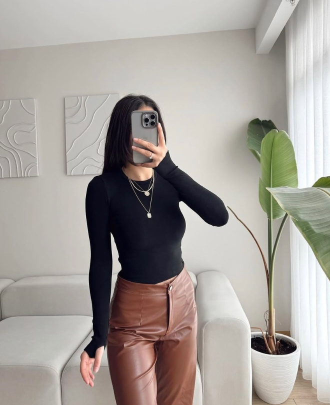 Pull Ajusté